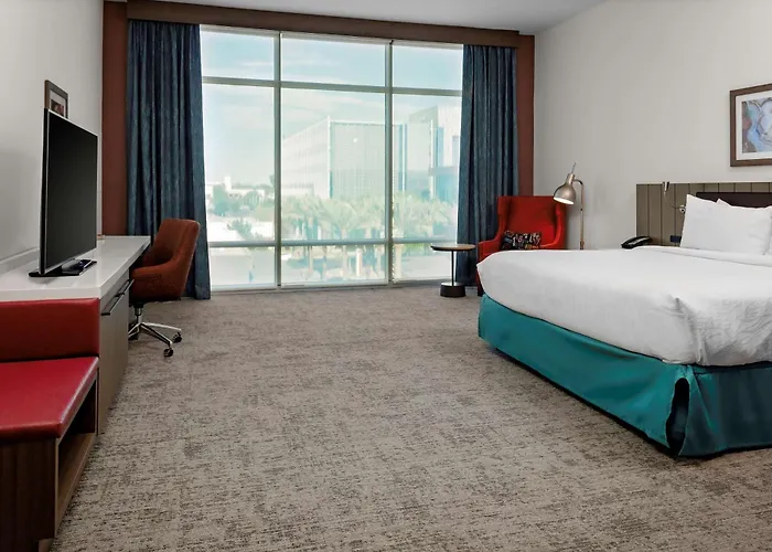 Hotel Hilton Garden Downtown 3*