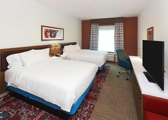 Hilton Garden Downtown 3*