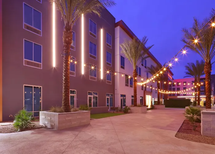 Hilton Garden Downtown Hotel Chandler