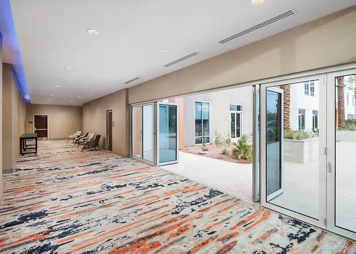 Hilton Garden Downtown Hotel Chandler